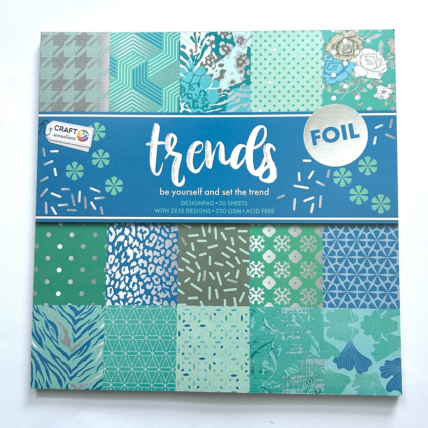 30,5 x 30,5 cm 30 sheets PAPER PAD - design paper (foil effect)