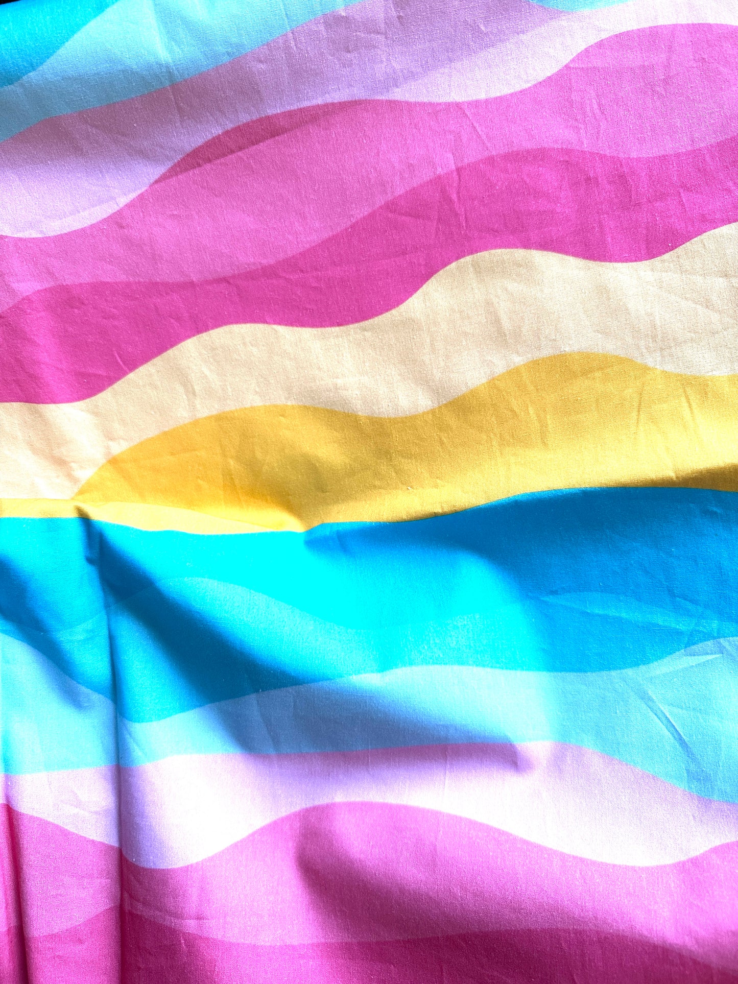Cotton Poplin Fabric: Signature Color Waves - 0,5 m