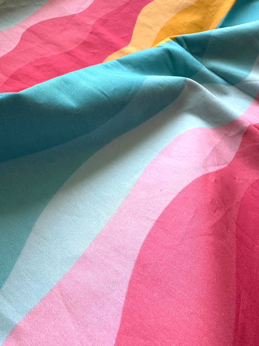 Cotton Poplin Fabric: Signature Color Waves - 0,5 m