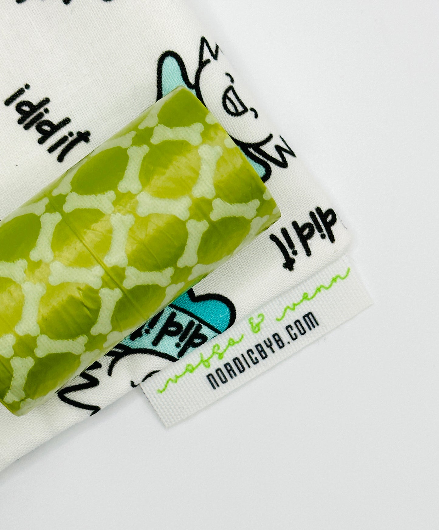 Dog Poop Bag Pouch TUSSE I DID IT with Swivel Clasp