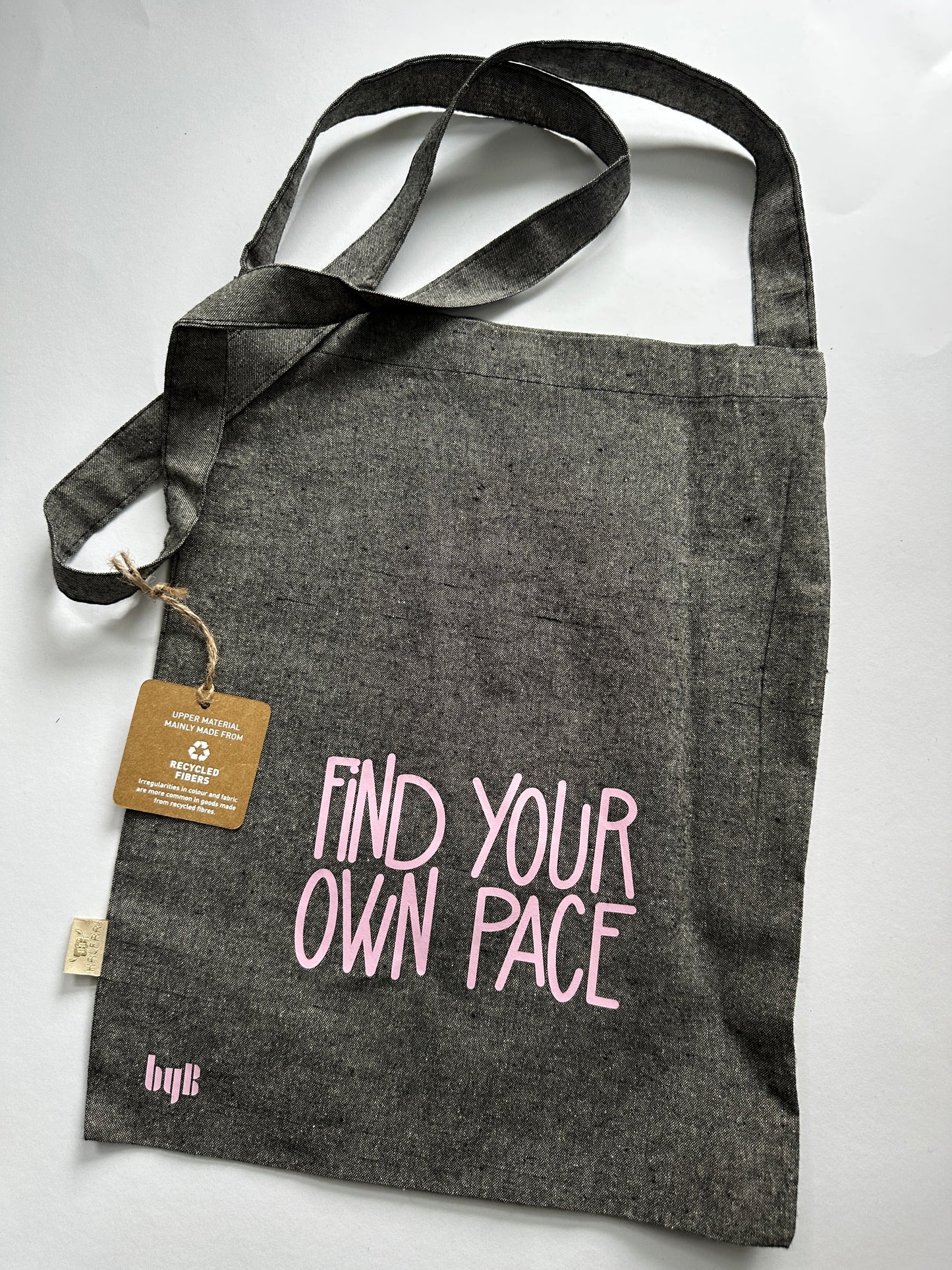 Totebag 35x25 cm - tekst: FIND YOUR OWN PACE