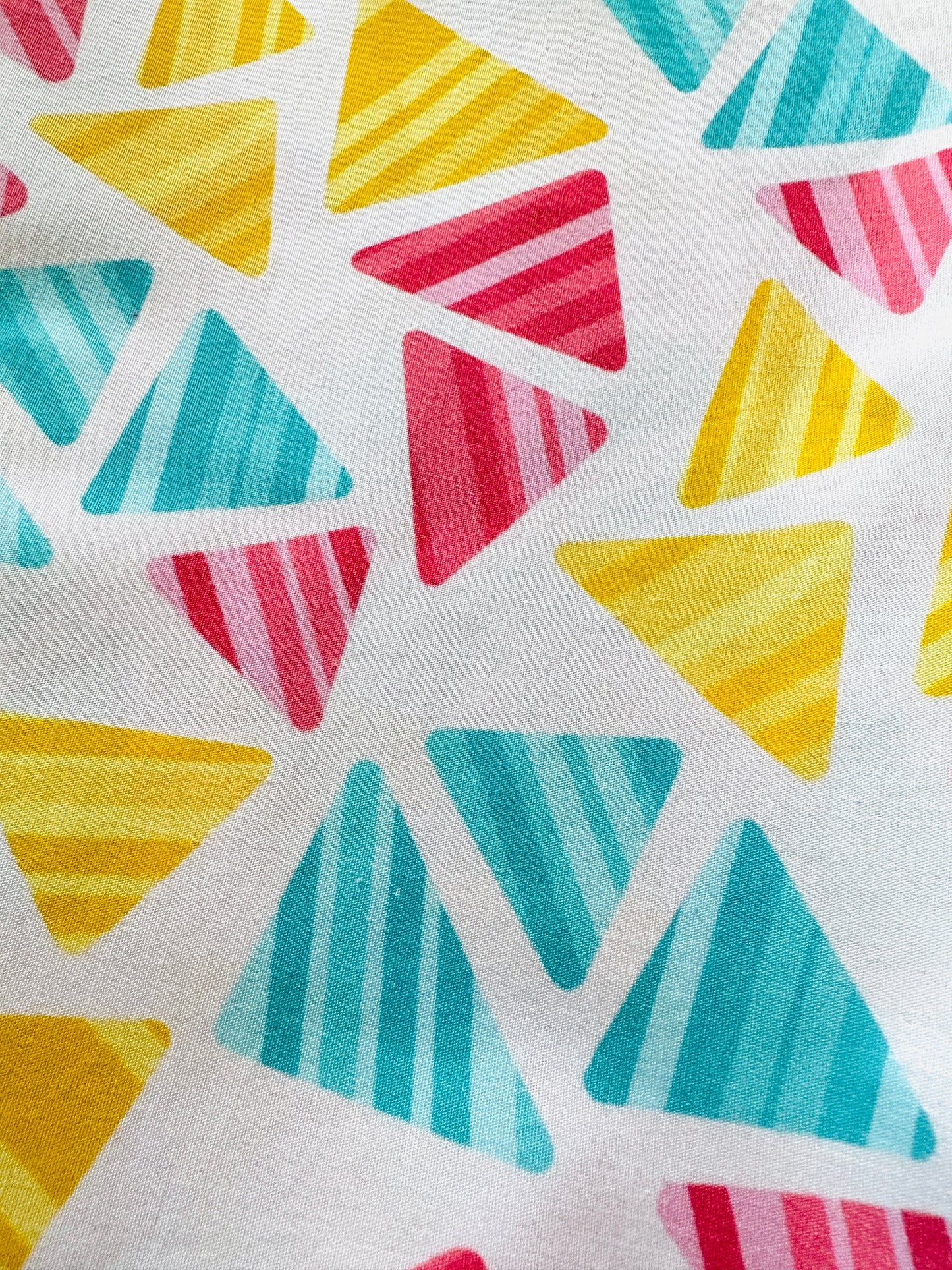 Cotton Poplin Fabric: Signature Triangles - 0,5 m